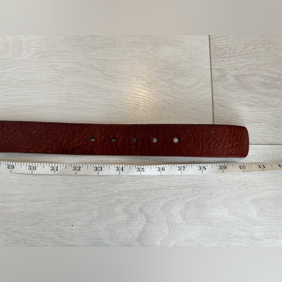 Vintage Guess Brown and Green Horse Horizon Leather Belt - Picture 5 of 5